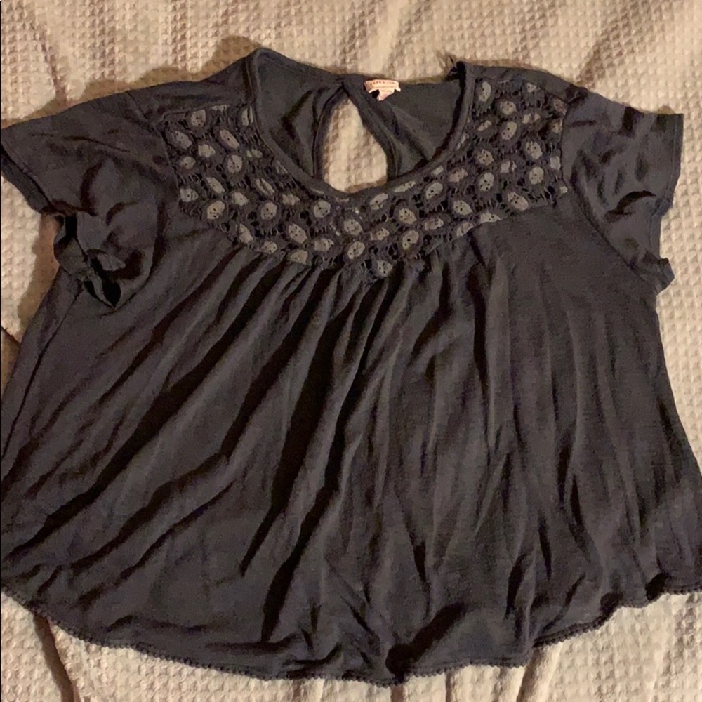 gray aeropostale top